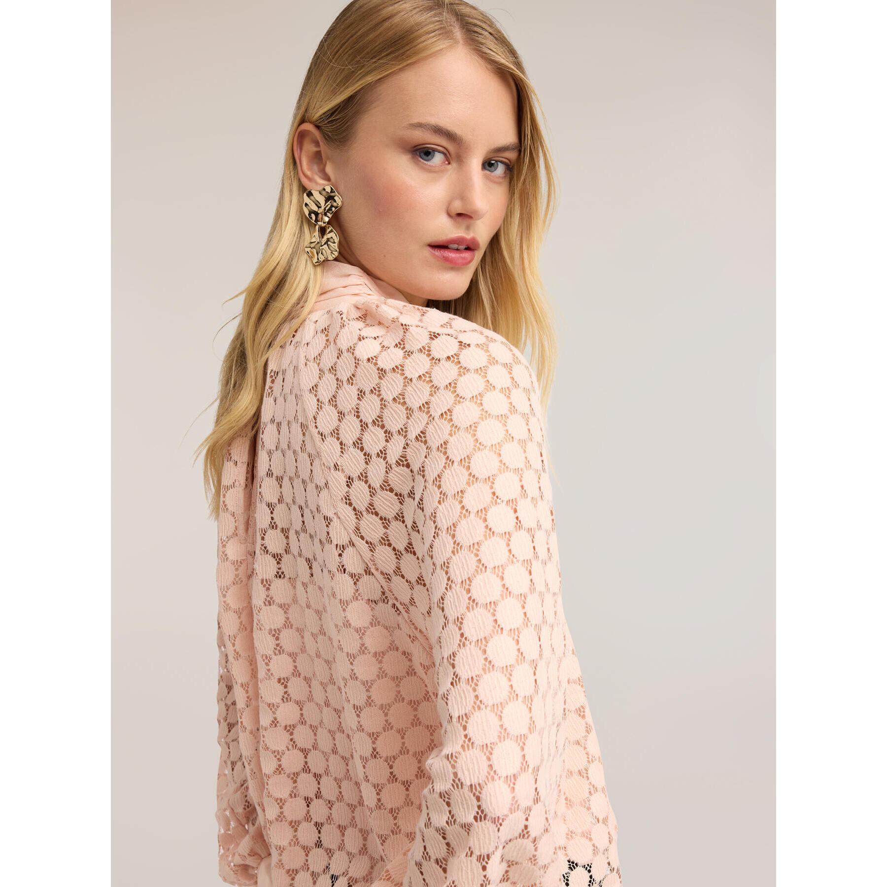 Motivi - Blusa de encaje con cuello alto - Rosa
