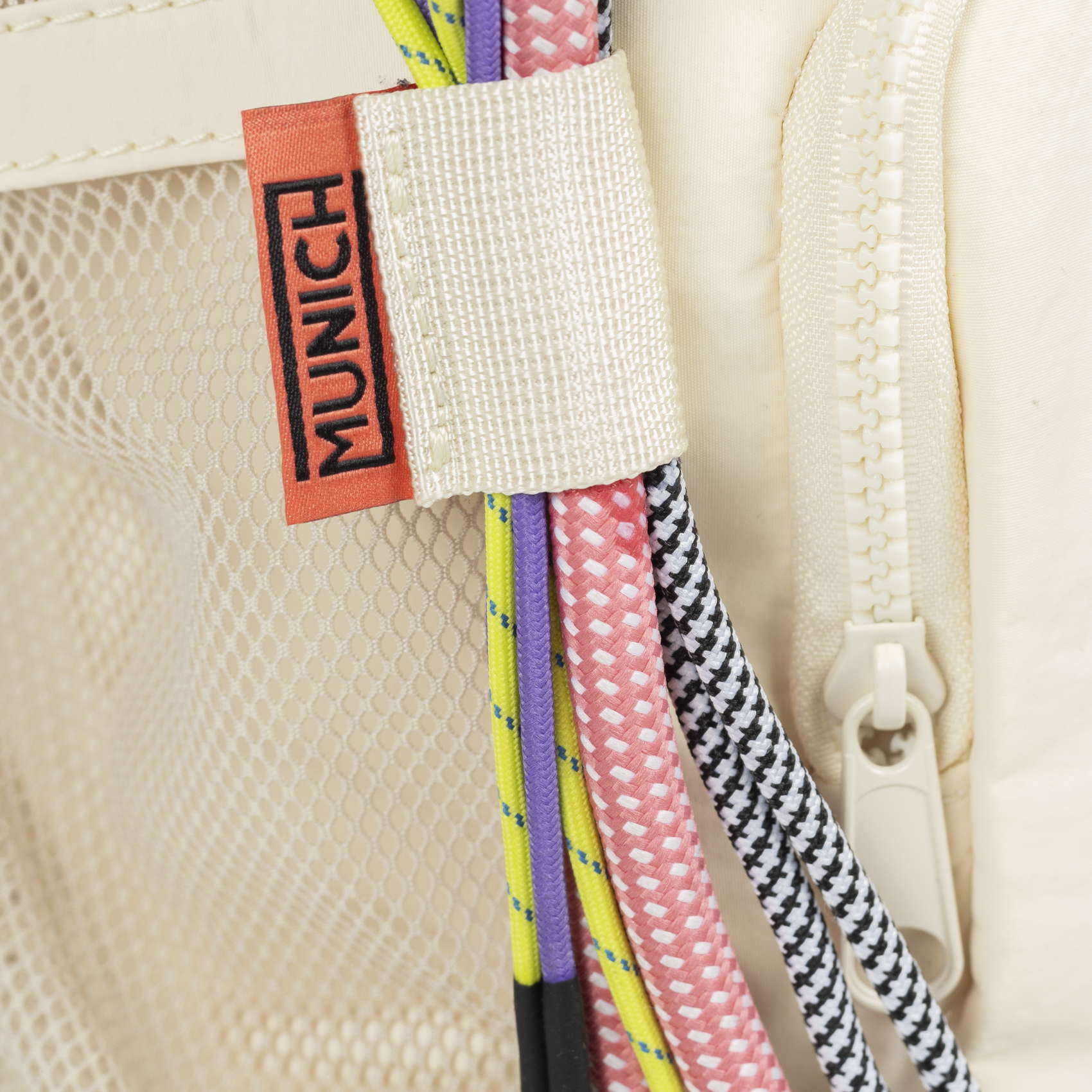 BOLSO DEEP RECYCLED BACKPACK C/CREAM