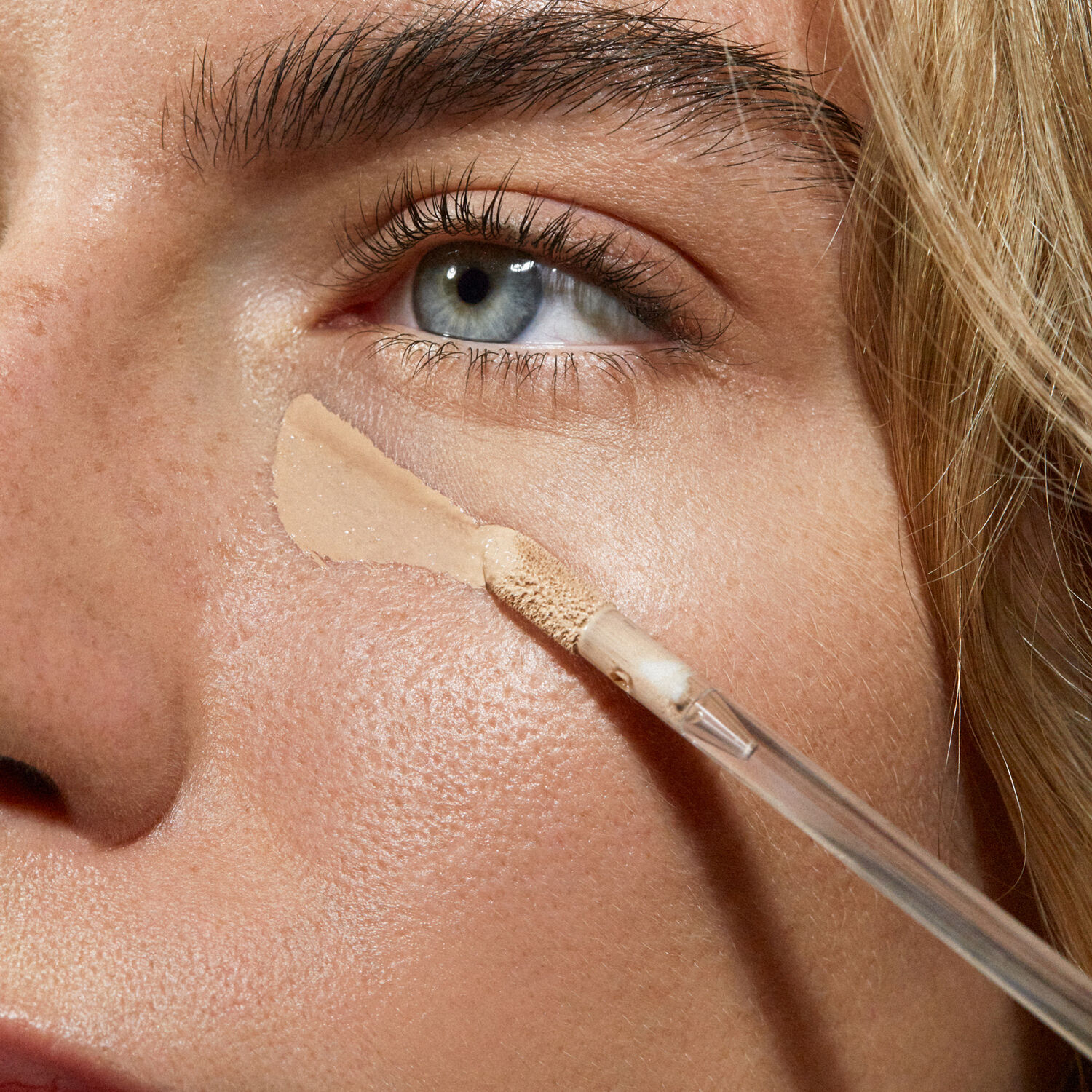 The Concealer - Correcteur Anti-cernes Perfectionnant Lumineux 4 ml