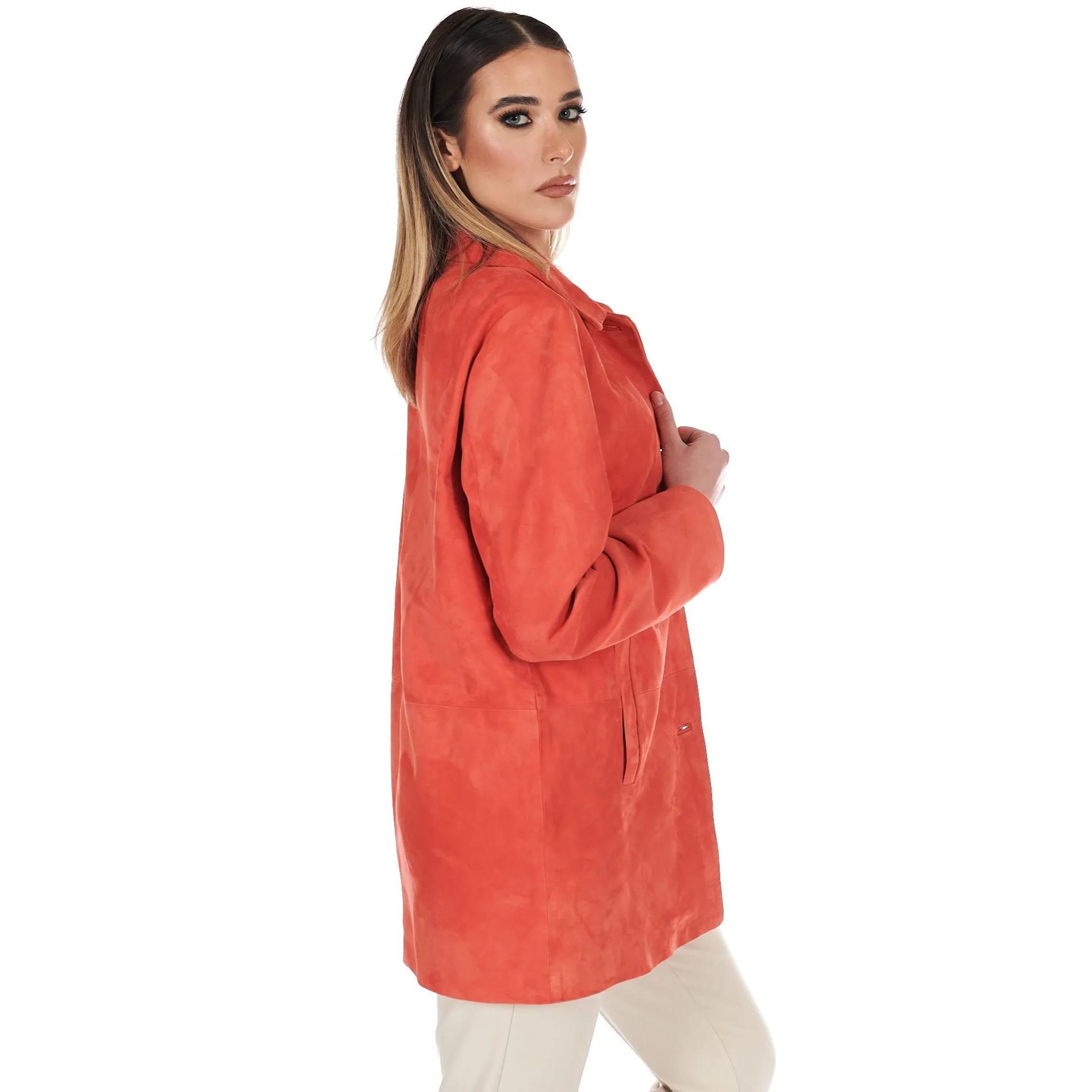 Giacca in pelle camoscio arancio monopetto versione oversize