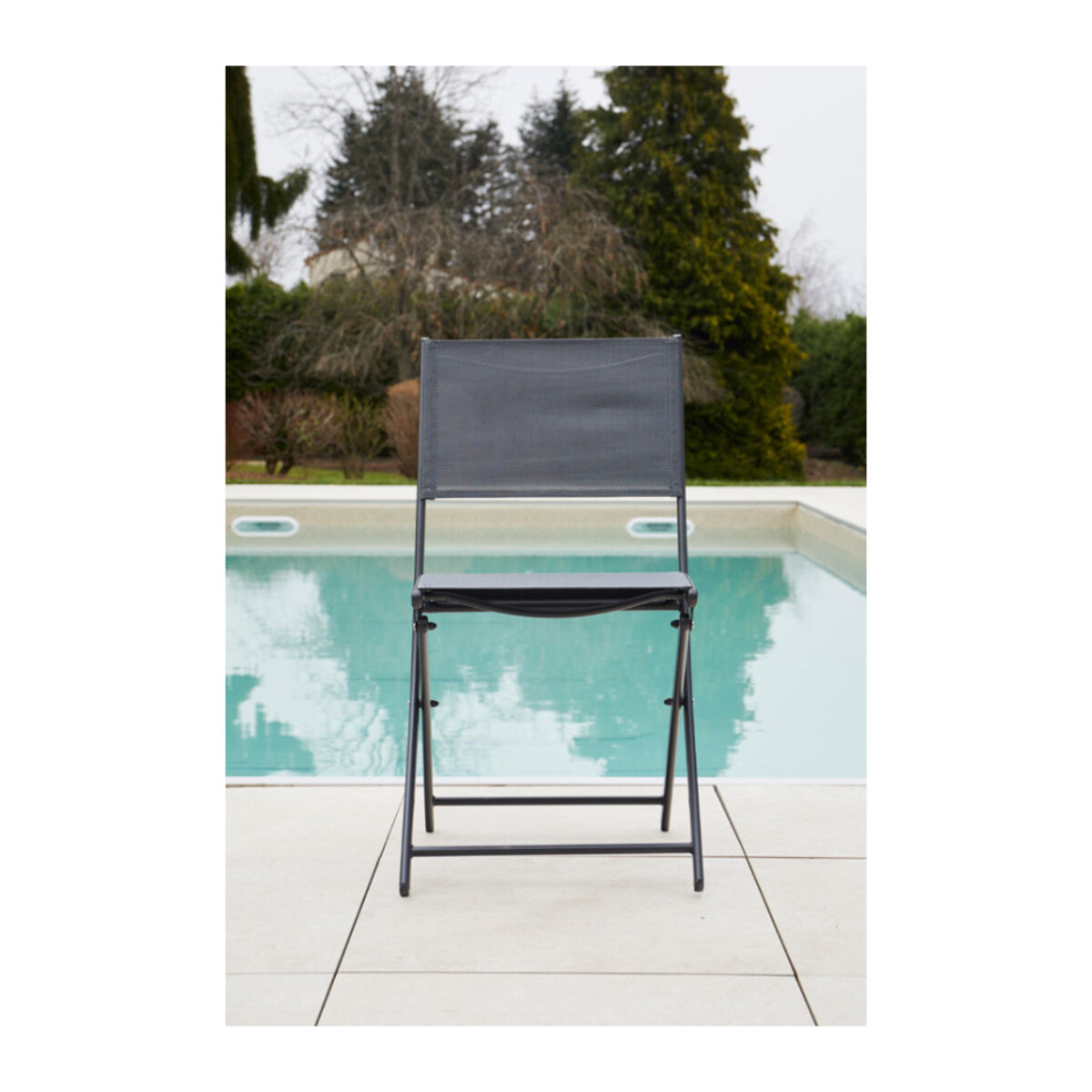 Ensemble table et chaises de jardin pliante - 4 places - effet bois - BAYONNINE M