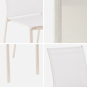 Lot de 2 chaises de jardin CLEVELAND empilables aluminium et textilene beige. 64.5 x 45.5 x 89.5 cm