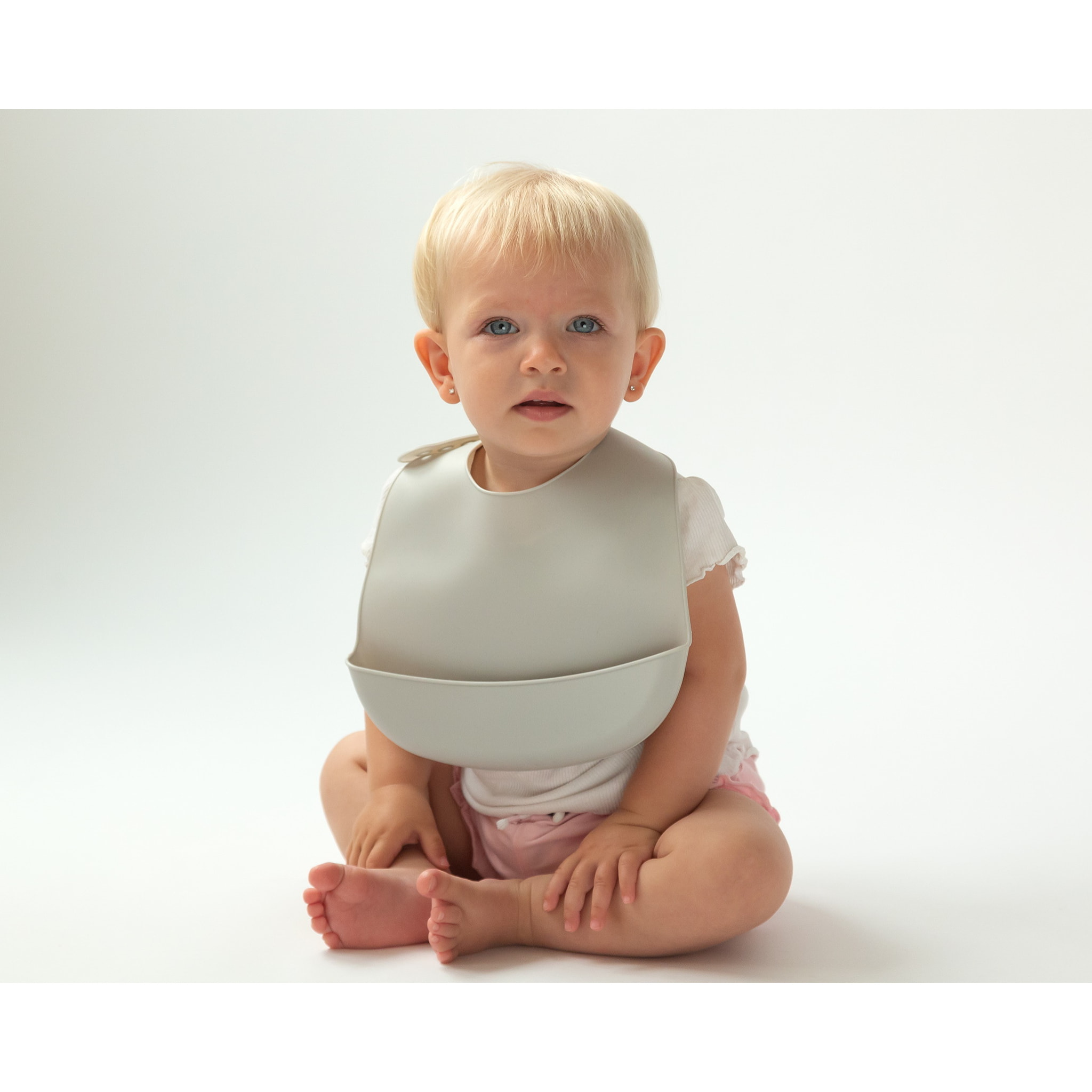 BABERO BLANDITO SILICONA GRIS