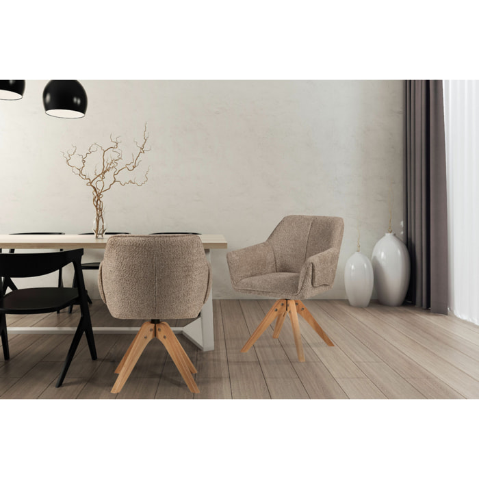 Sedia poltroncina Dian in bouclé taupe con gambe in legno