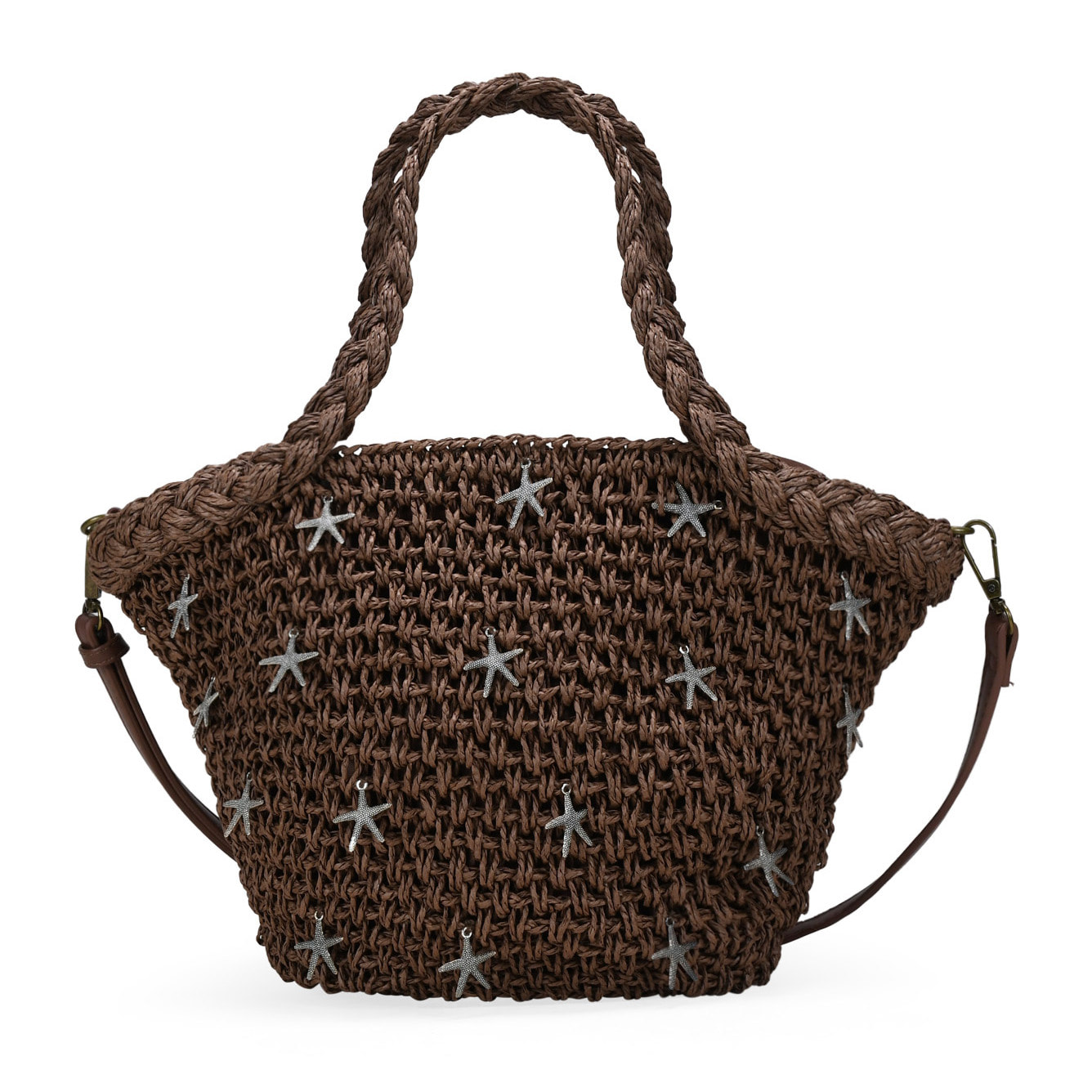 Bolso de mano marrón en rafia con estrellas metálicas
