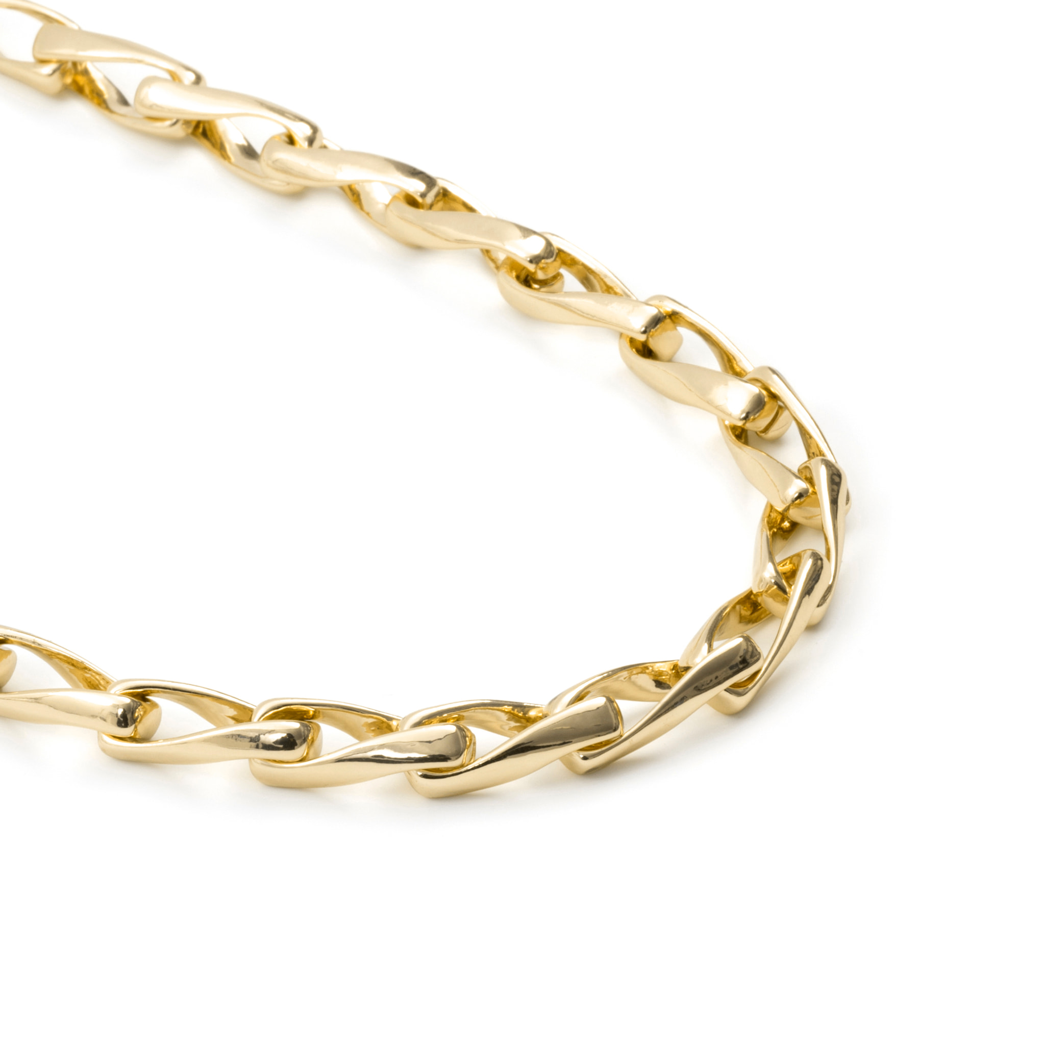 Collar Rikar acabado oro amarillo 18k
