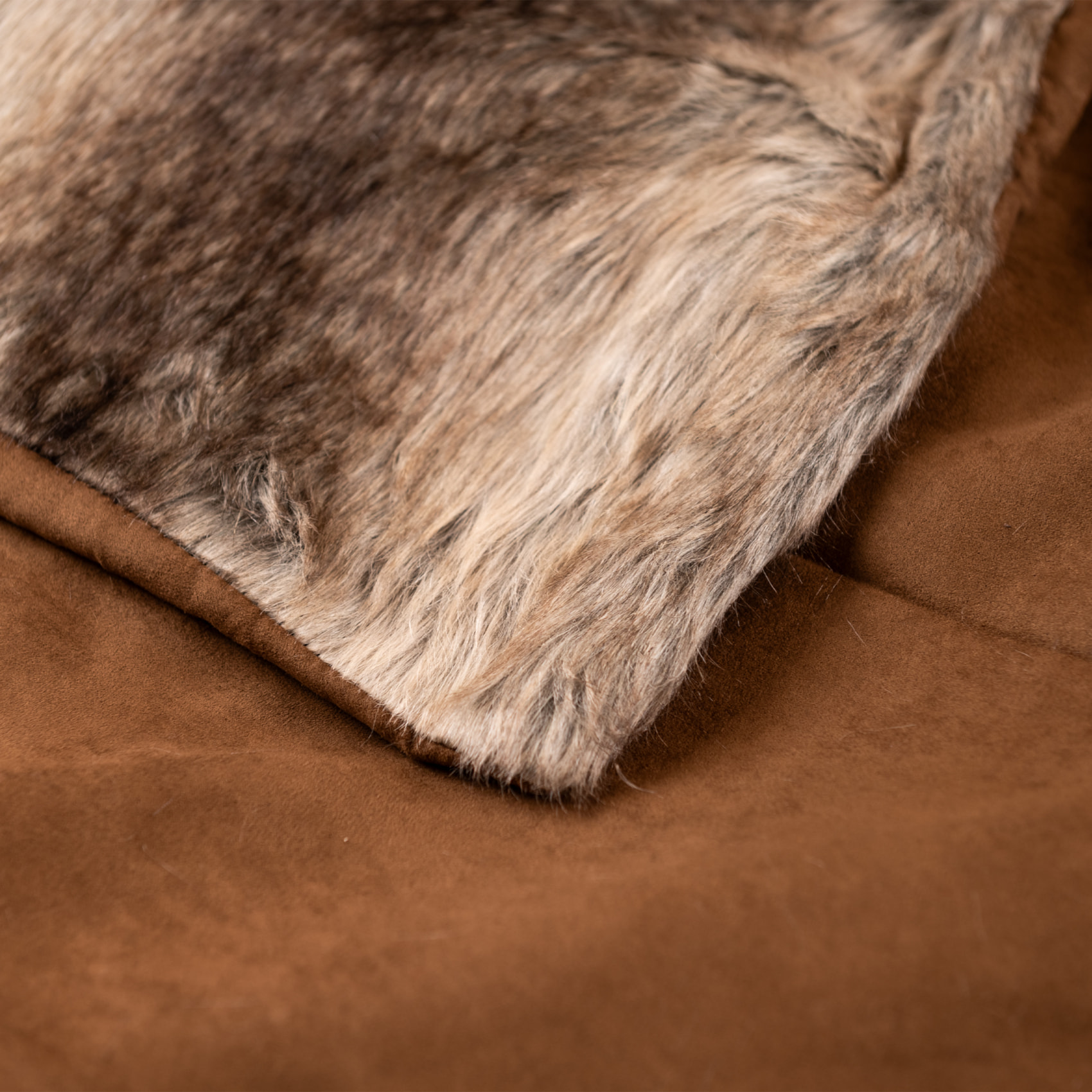 Plaid  imitation fourrure   - Effet loup brun doublé velours - Marron Brun