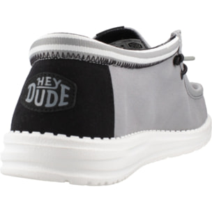 SNEAKERS HEY DUDE  WALLY LETTERMAN