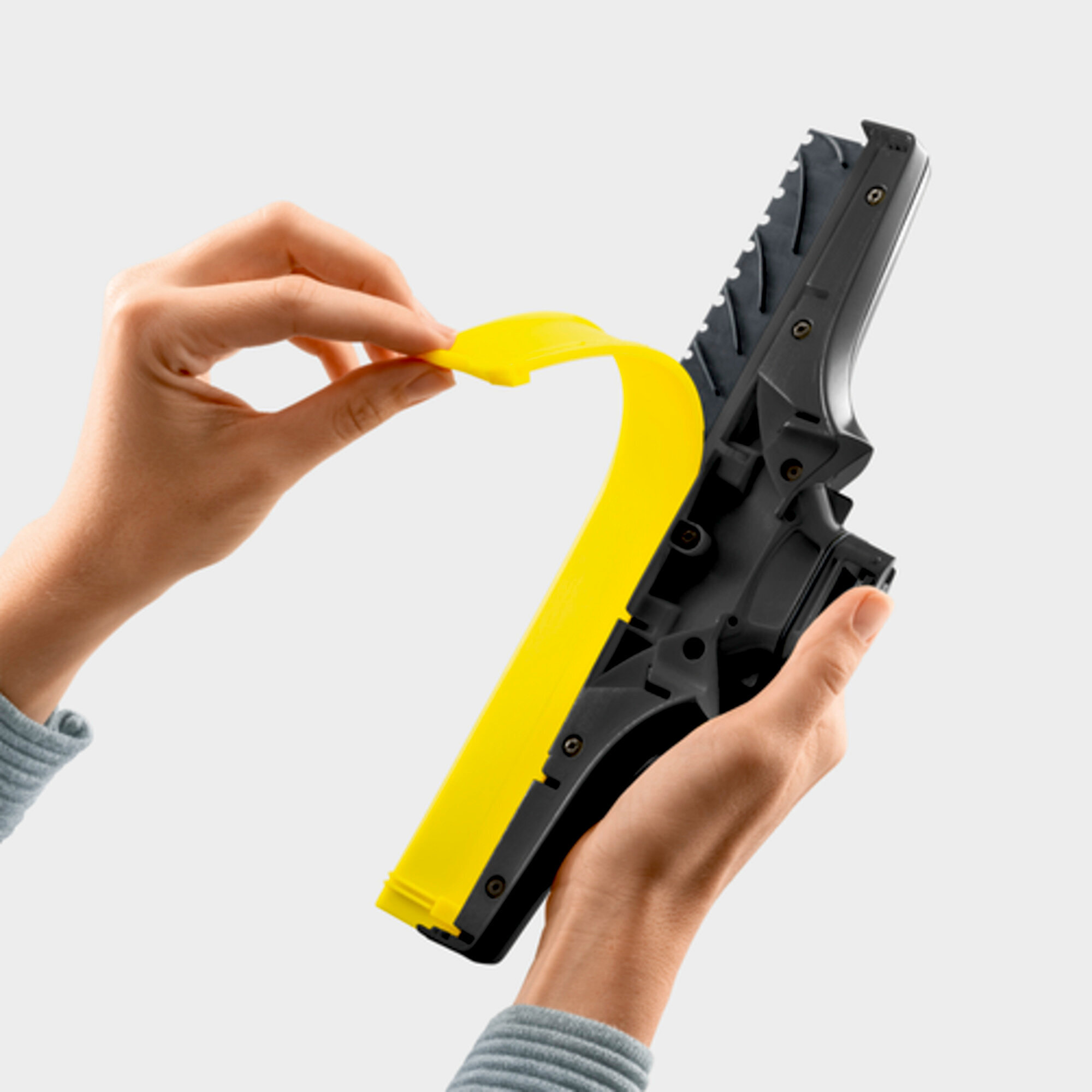 Lave-vitres Karcher WV 6 Plus Multi Edition - Autonomie 100 min- Largeur de travail 280 mm- Multi-accessoires