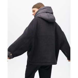Cappotto Corto Bimateriale con Cappuccio