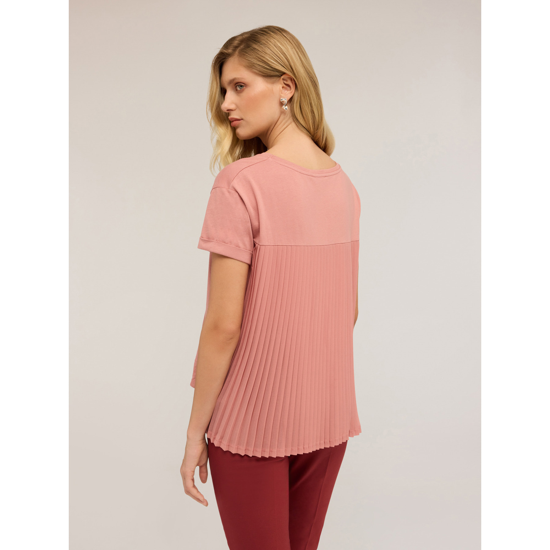 Motivi - T-shirt con inserto plissé dietro - Rosa