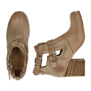 Ankle boots beige in nabuk con cinturini, tacco 7 cm