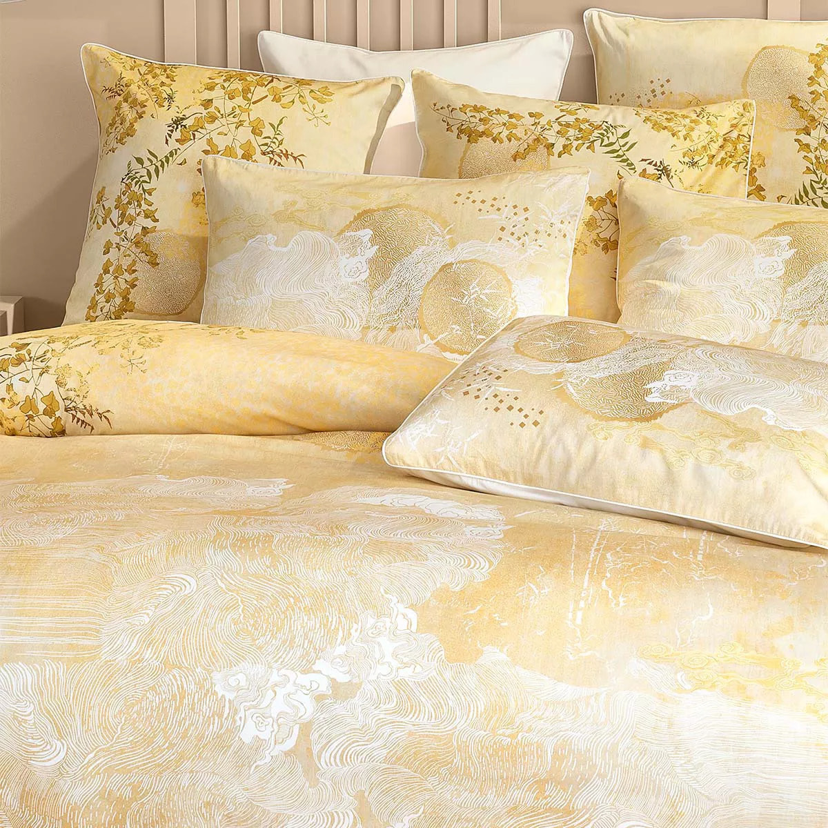 Taie d'oreiller satin de coton imprimé jaune or Soleil d'or dore