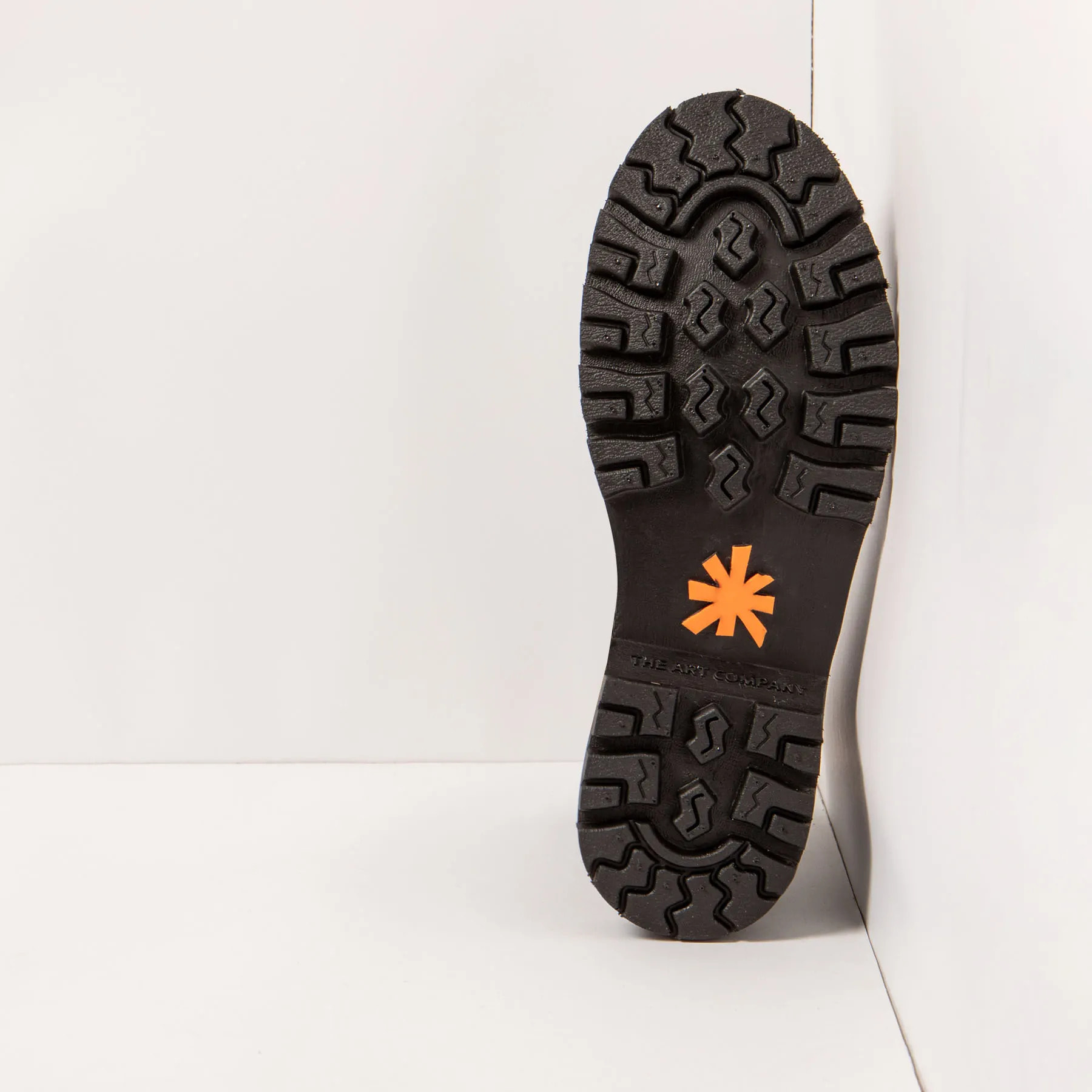 Botines 1166 NAPPA SHINNY BLACK / MARINA color Black