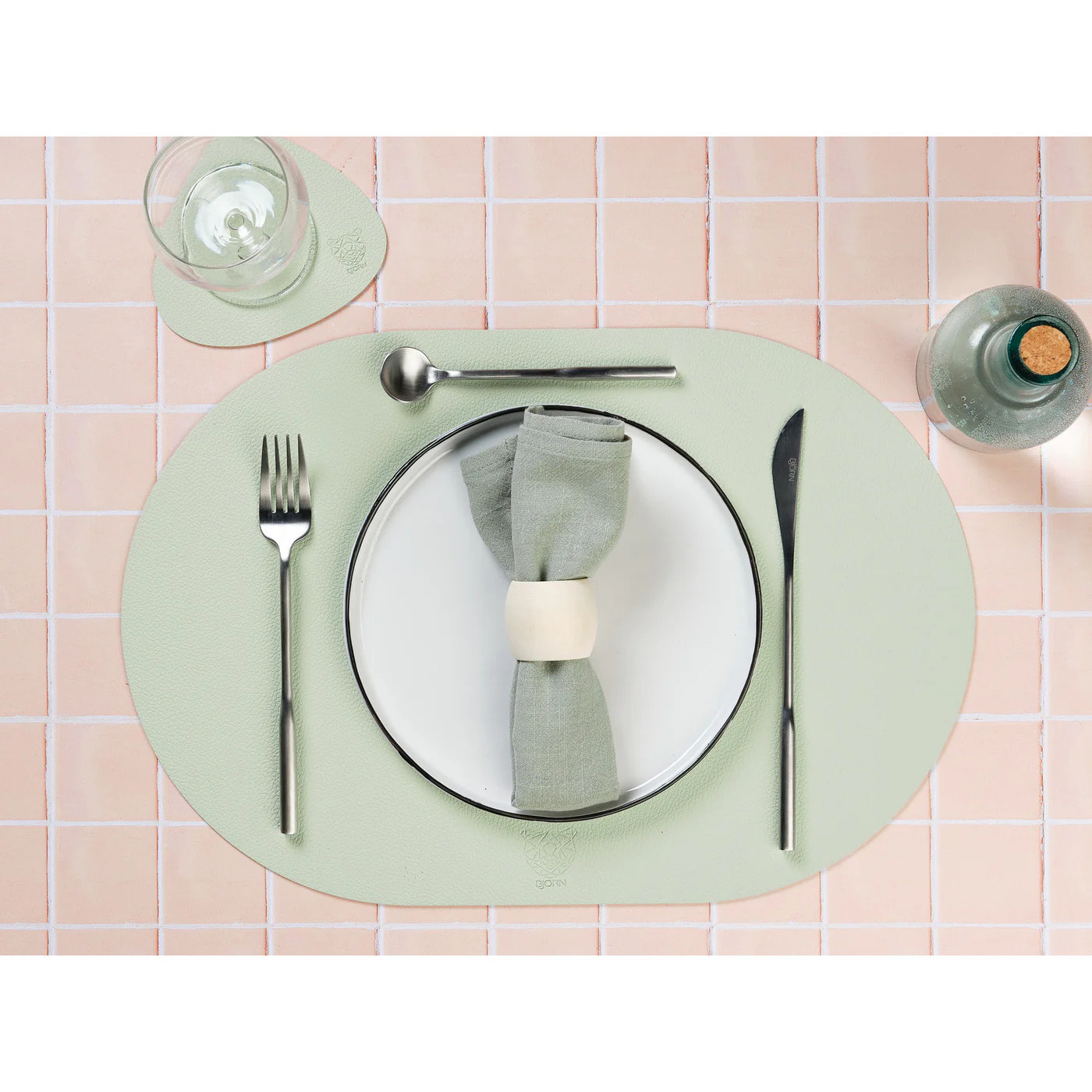 Sous-verre curve réversible - 6 pièces - Cuir recyclé rose pâle et vert pâle