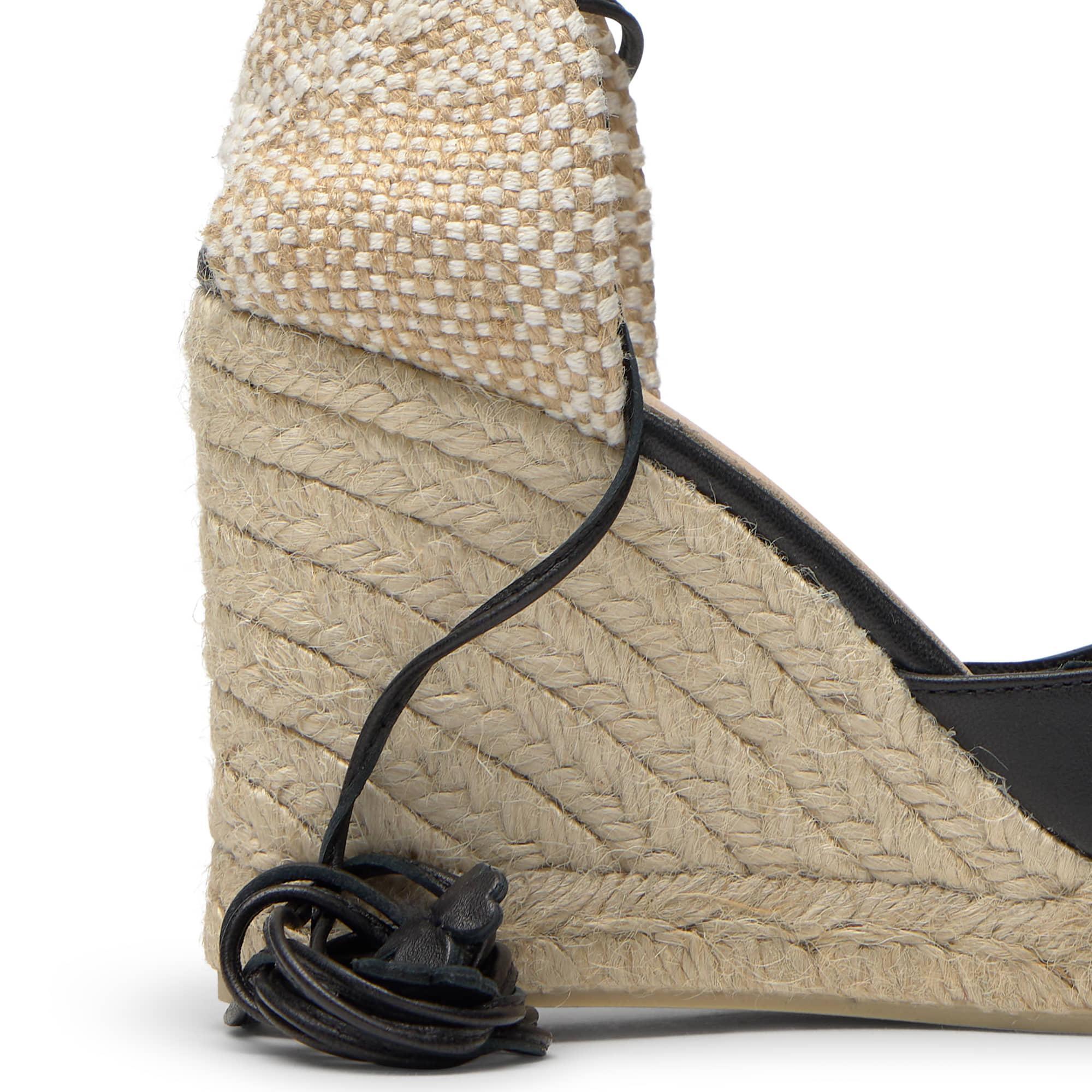 Alpargatas de cuña de mujer Carina en cuero y cierre de lazo