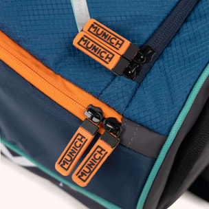MUNICH BASICS TRAINING BACKPACK paletero azul de poliéster y nylon con detalles a contraste