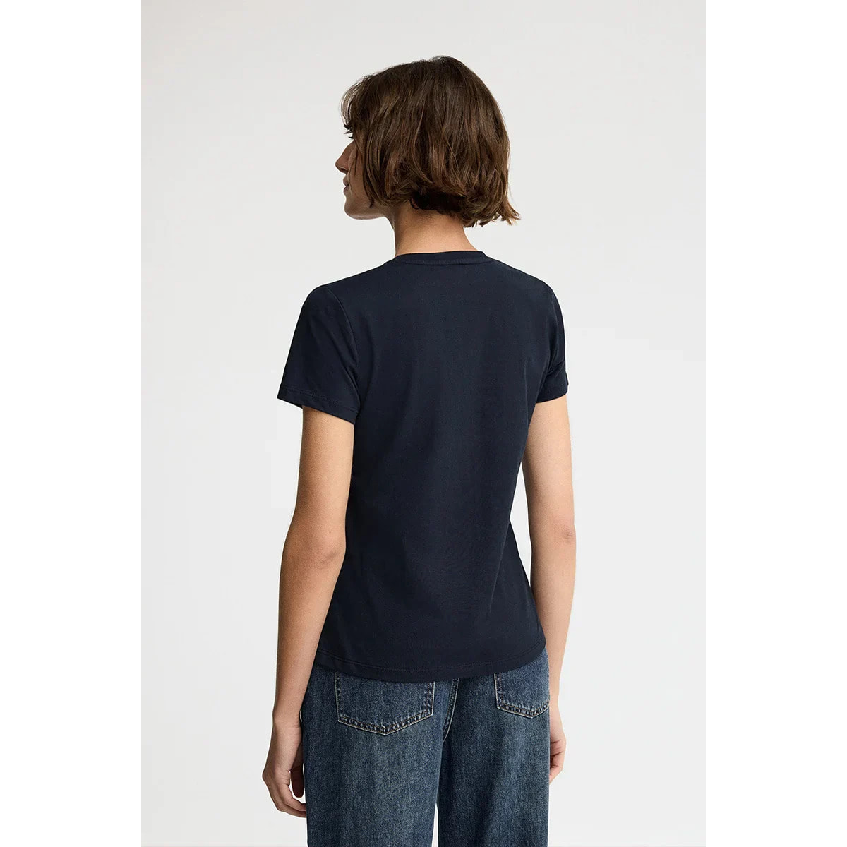 Camiseta azul marino de manga corta y cuello pico con bordado Rigby Go