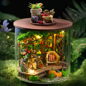 Colección Botellas de Ensueño, Momento Abundante. Maqueta 3D realista con gran detalle y luces led.