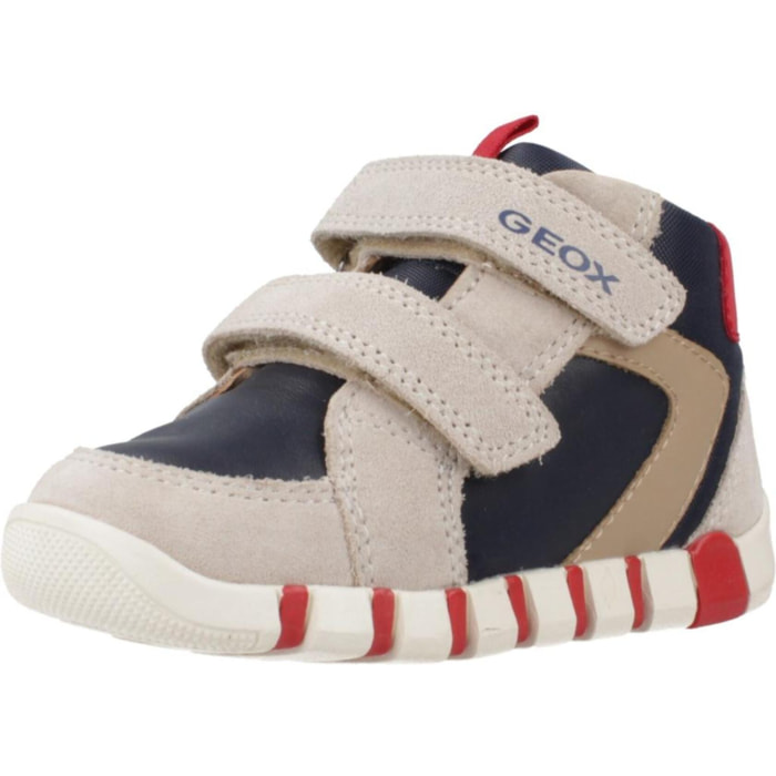 Zapatillas Niño de la marca GEOX  modelo B IUPIDOO BEIS