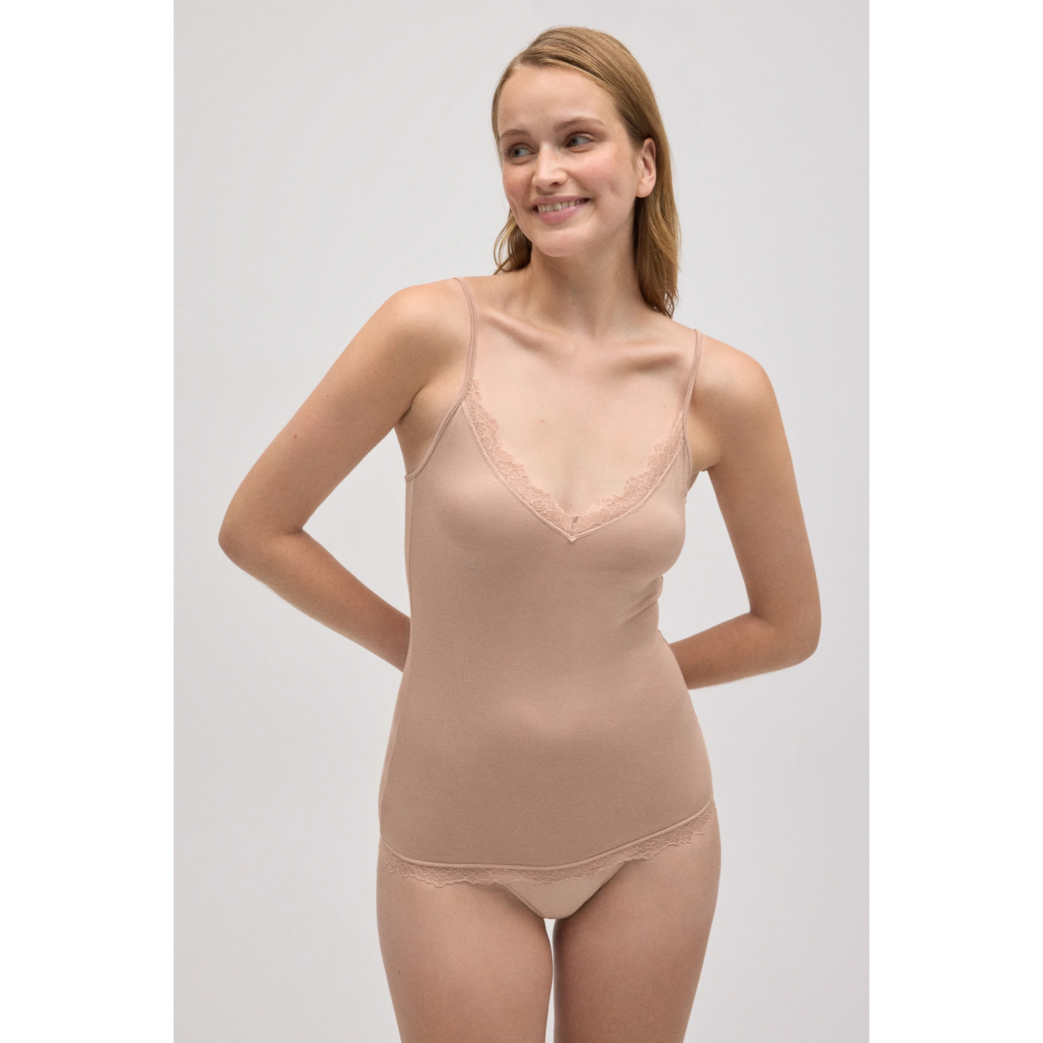 Canottiera con spalline in bambù beige