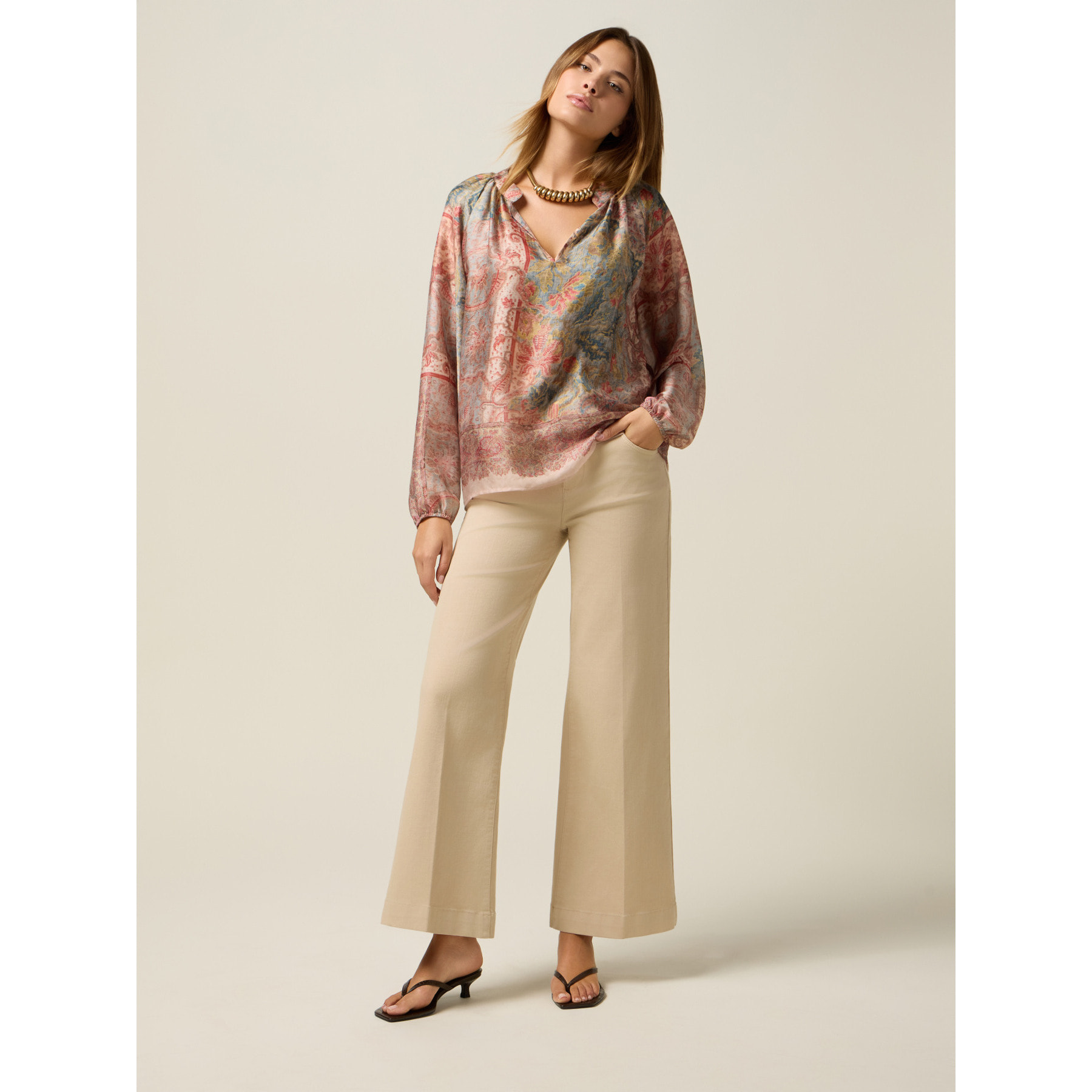 Oltre - Blusa in raso fantasia - Beige