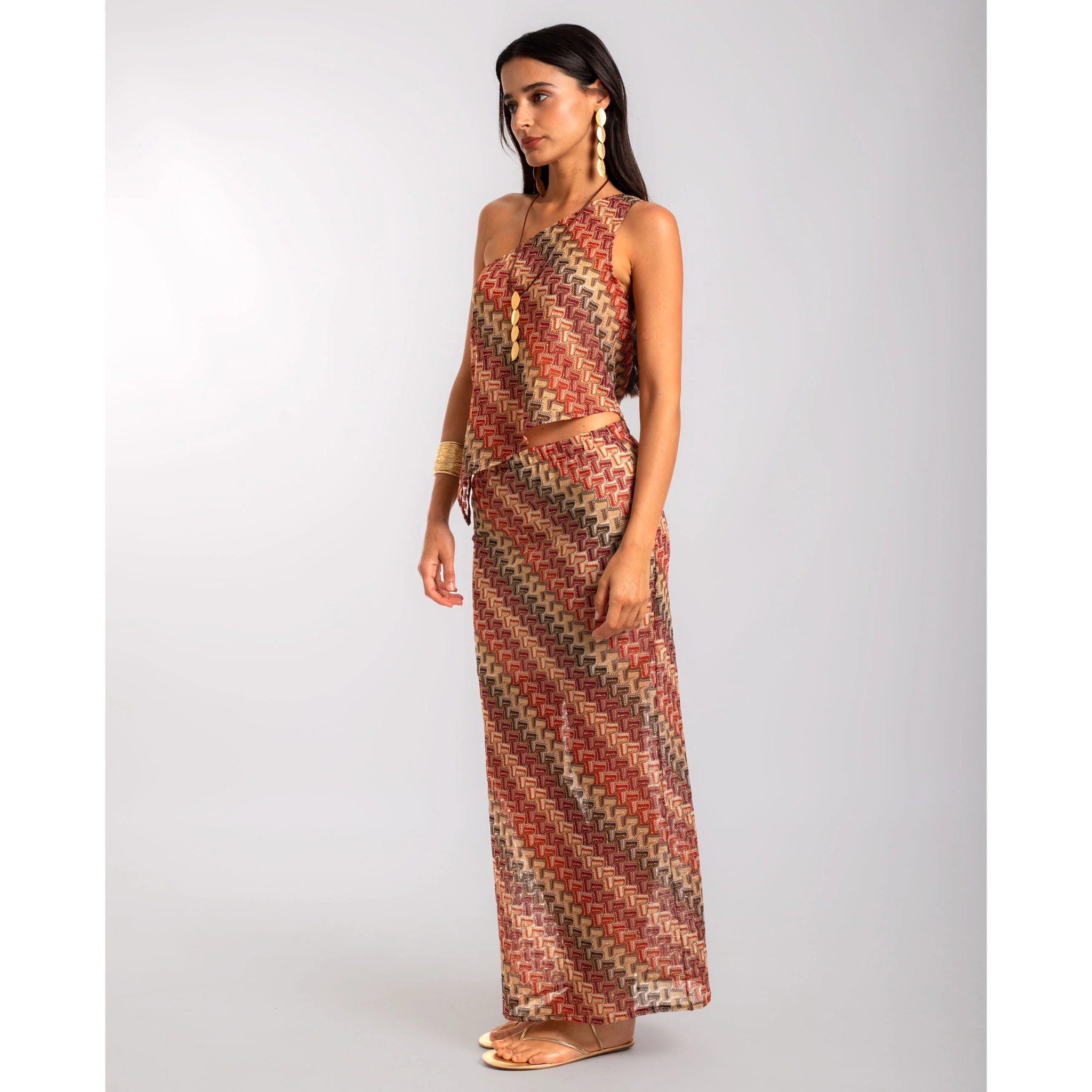 Top de mujer calado asimétrico