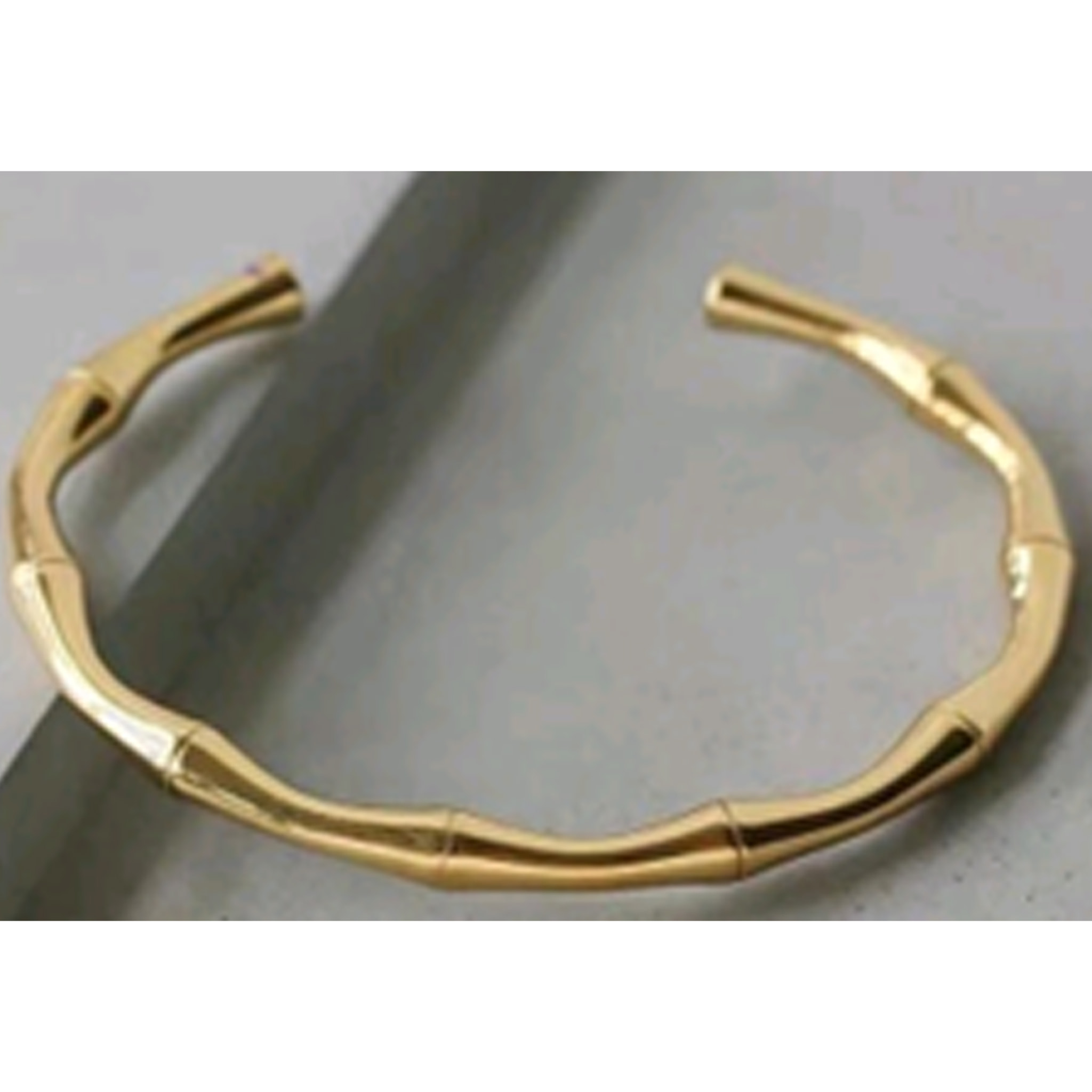 Pulsera Zau acabado oro amarillo 18k