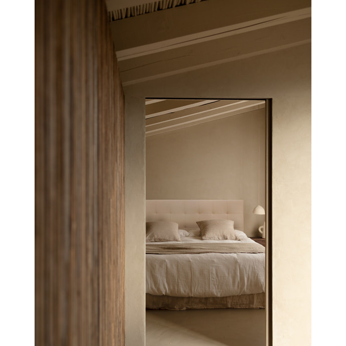 Tête de lit rembourrée en similicuir avec plis en beige en différentes tailles