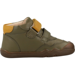 Zapatillas Niño de la marca GEOX  modelo B STEPPIEUP BOY VERDE