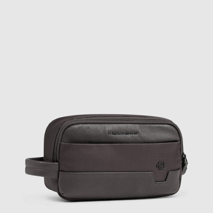 Piquadro Beauty case in tessuto riciclato e pelle a due scomparti