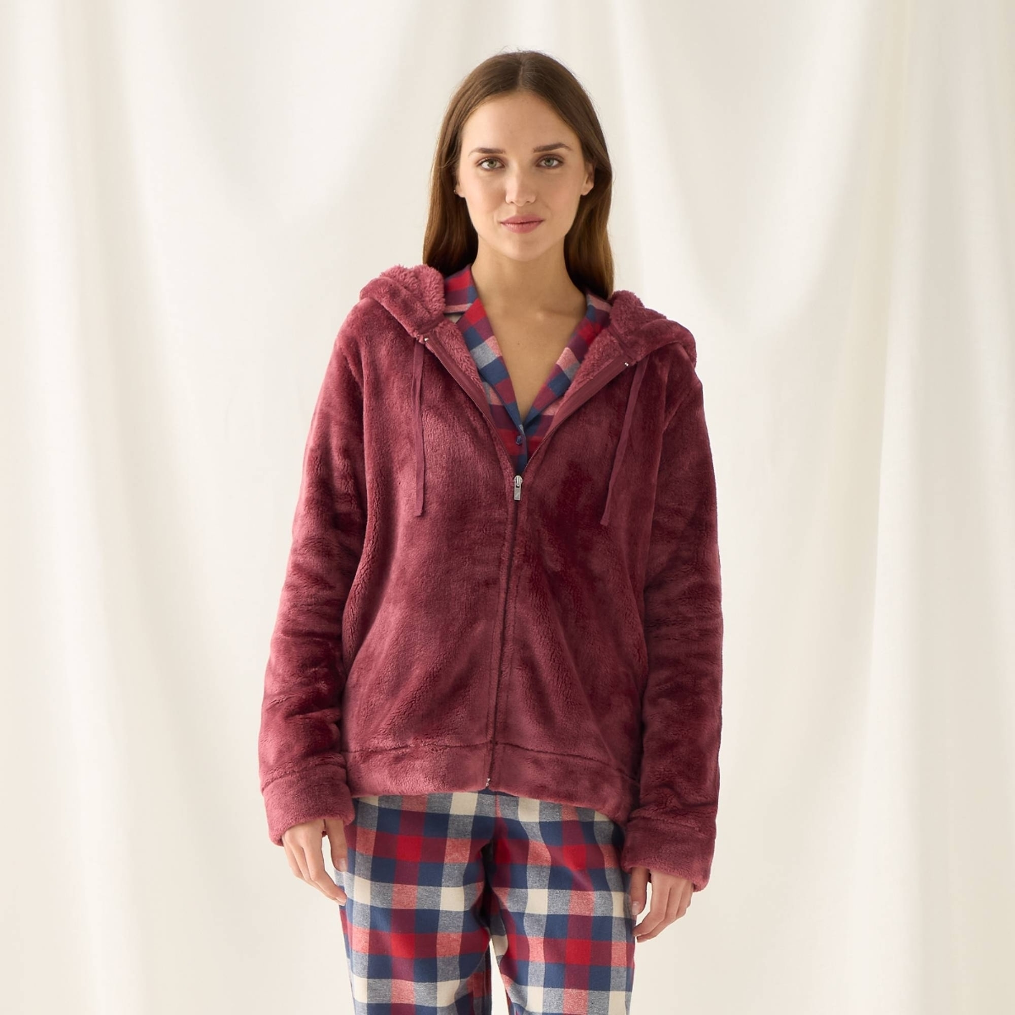 Chaqueta polar con capucha efecto pelo Este color rosa palo Poliéster