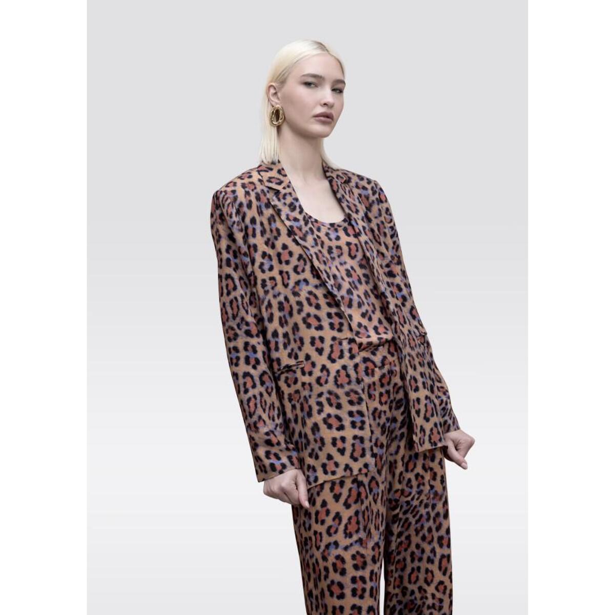 Blazer fluido e dritto con stampa animalier