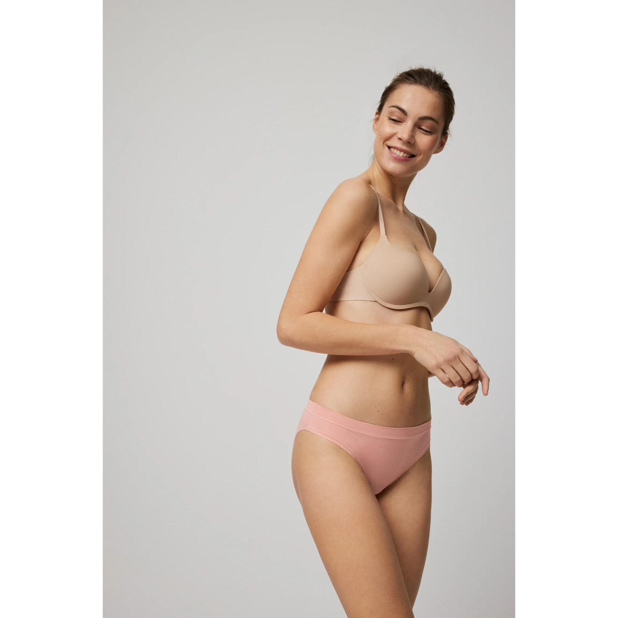 Slip Mini Adapt con bordo bianco invisibile