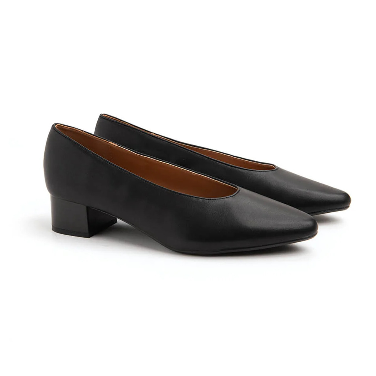 Ballerina con scollo a cuore e tacco 5 cm - NERO