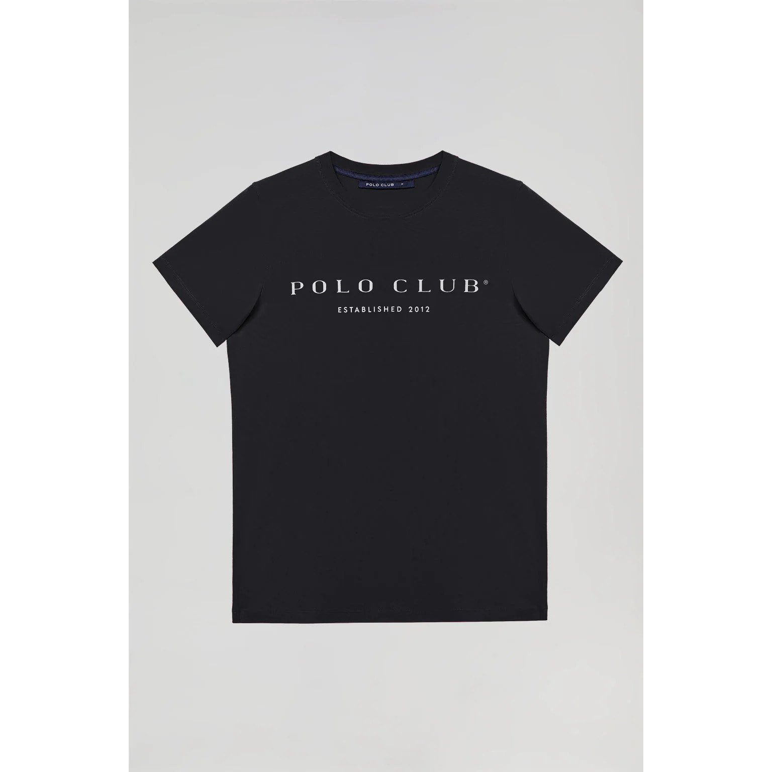 Camiseta básica negra con print icónico Polo Club