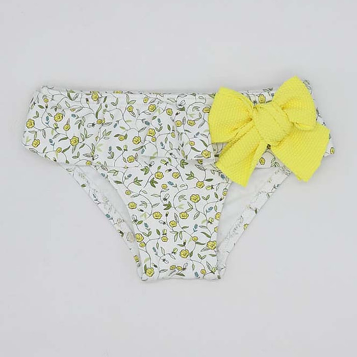 CULETÍN FLORECITAS AMARILLAS VOLANTE Y LACITO