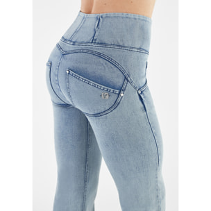 Jeans push up WR.UP® wide leg cropped in eco denim chiaro