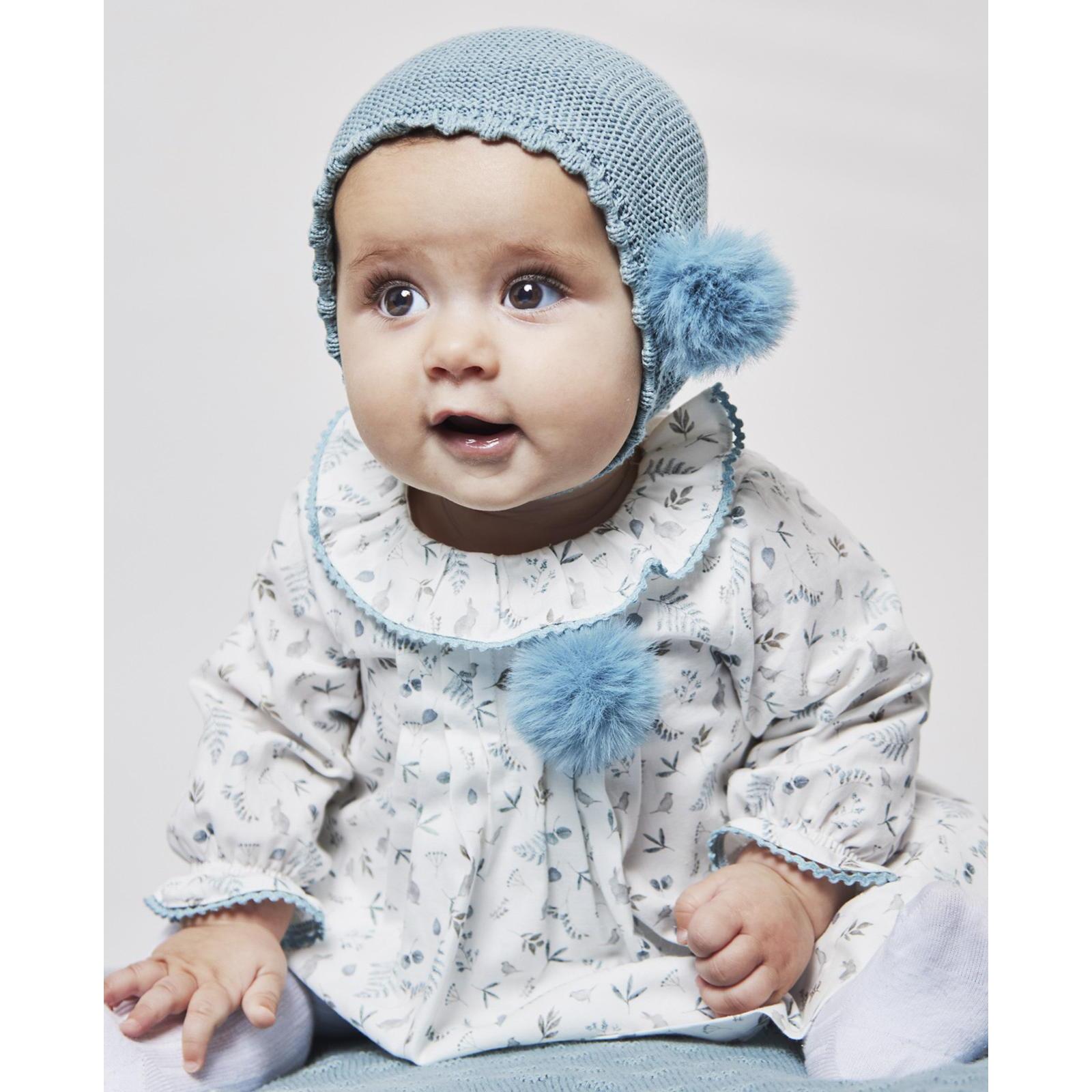 Vestido de viella con conejito azul y blanco