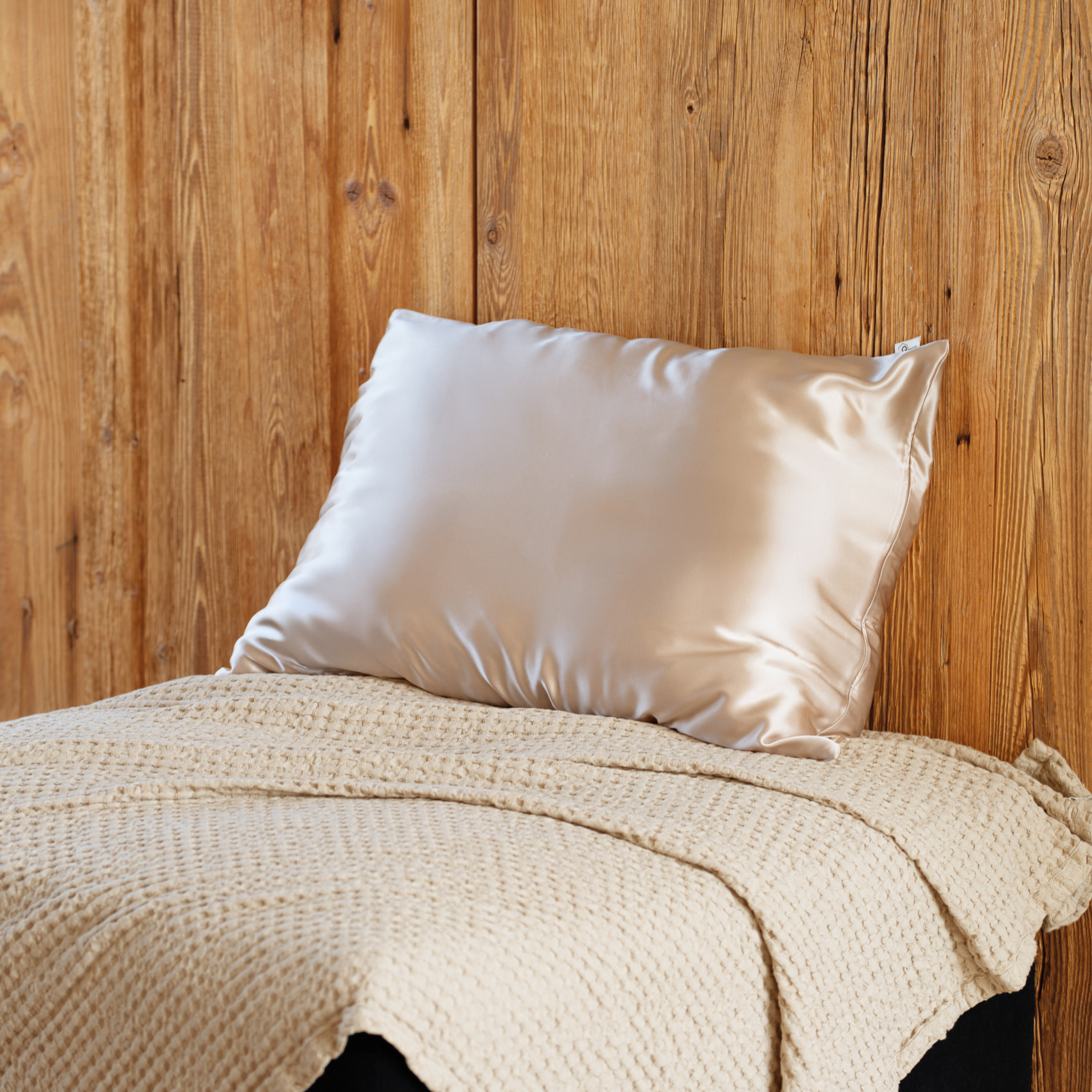 Taie d’oreiller en soie anti frisotti et anti-âge - Beige