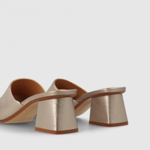 SANDALIAS DORADAS MIL4291