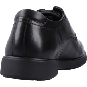 Zapatos de Vestir Hombre de la marca GEOX  modelo U SPHERICA EC11 B NEGRO