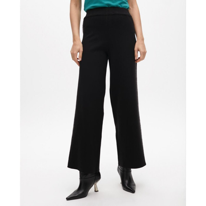Pantaloni in maglia con paillettes laterali