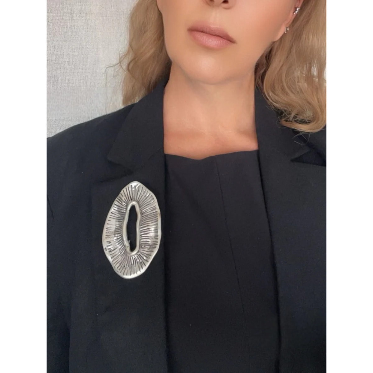 Broche Eclipse Plata Patinada 10µ