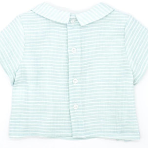 Camisa estampada de rayas verdes. Con cuello y pliegue en el cuello.