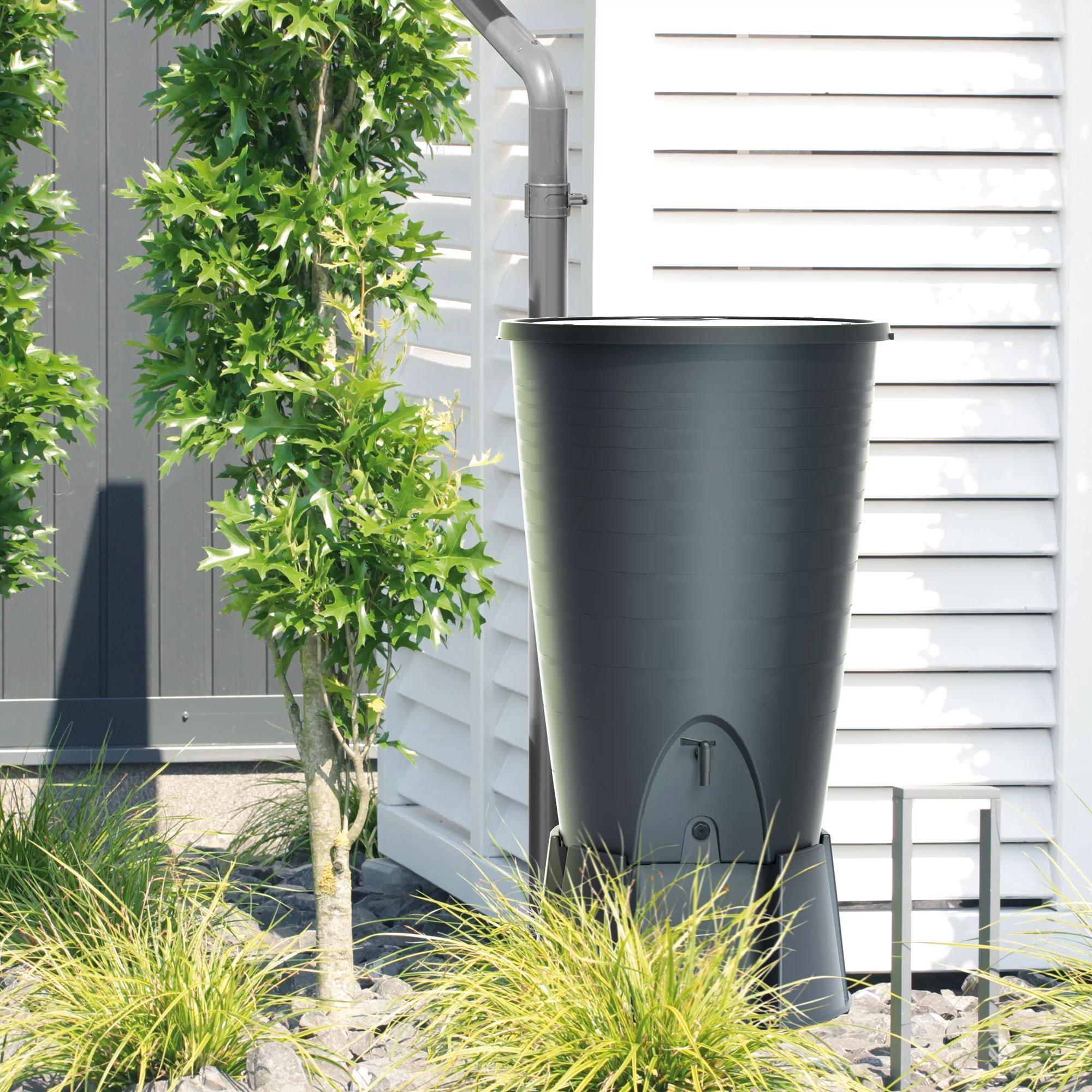 Depósito para agua de lluvia, incluye base y set de conexión peruno set 260l., dimensiones (mm) 720x720x1260