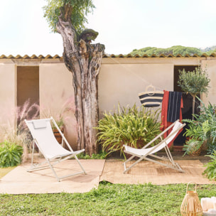 Lot de 2 chaises pliantes MATERA avec coussin en acier / textilene. beige. 102 x 62 x 81 cm