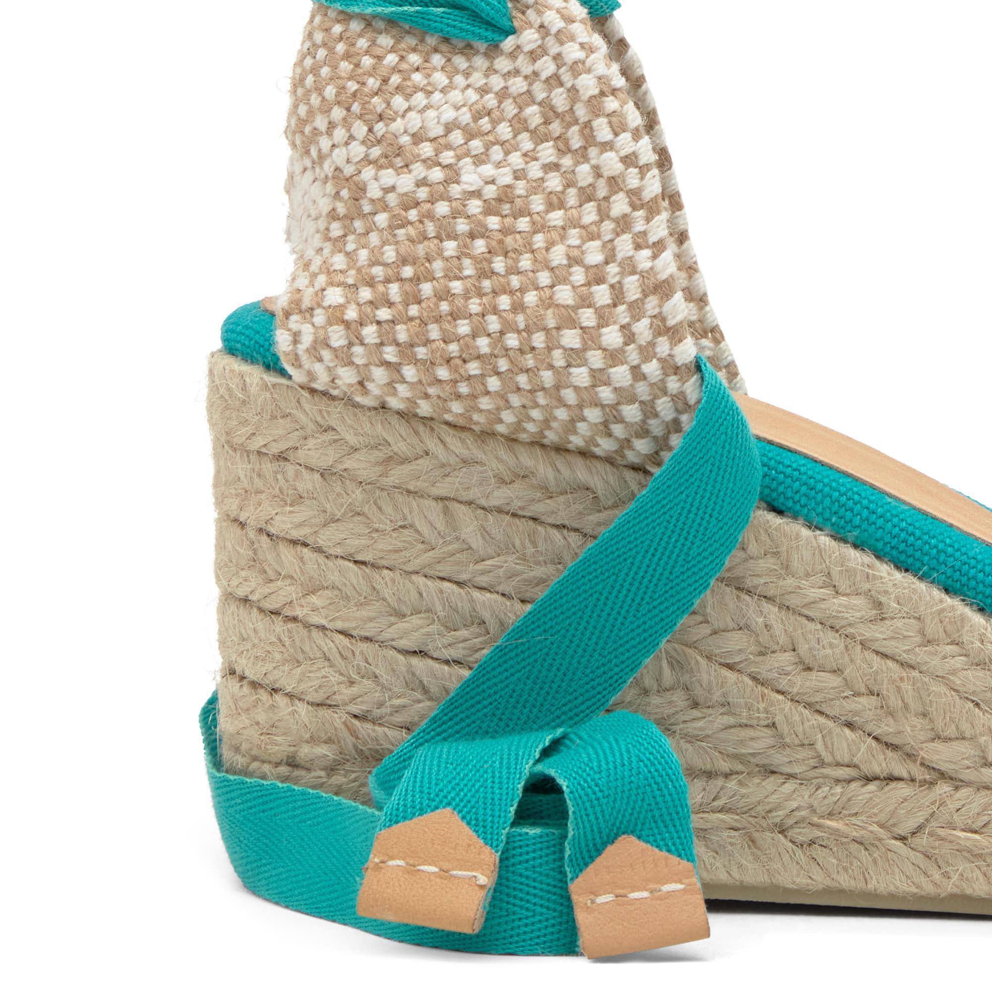 Alpargata de cuña Carina en algodón orgánico lavado con cierre de cintas