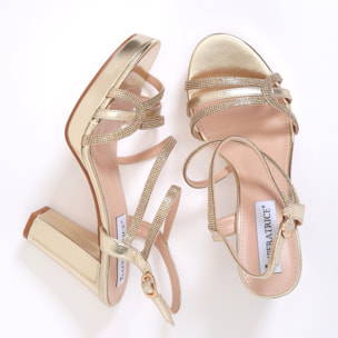 Sandali in simil pelle con tacco alto comodo e fasce ricoperte di strass