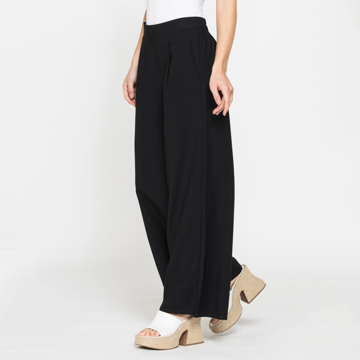 JEANS A PALAZZO IN MISTO VISCOSA. COMFORT FIT